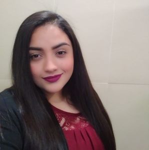 Meet your Posher, Alejandra